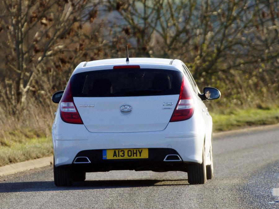  Hyundai i30 2007 года  (UK) (фото 27 из 32)